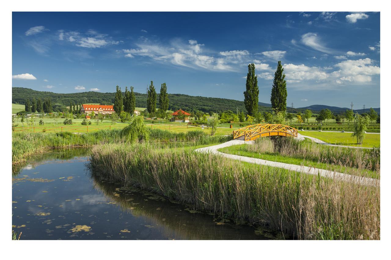 Malvazia Hotel Prievaly ภายนอก รูปภาพ
